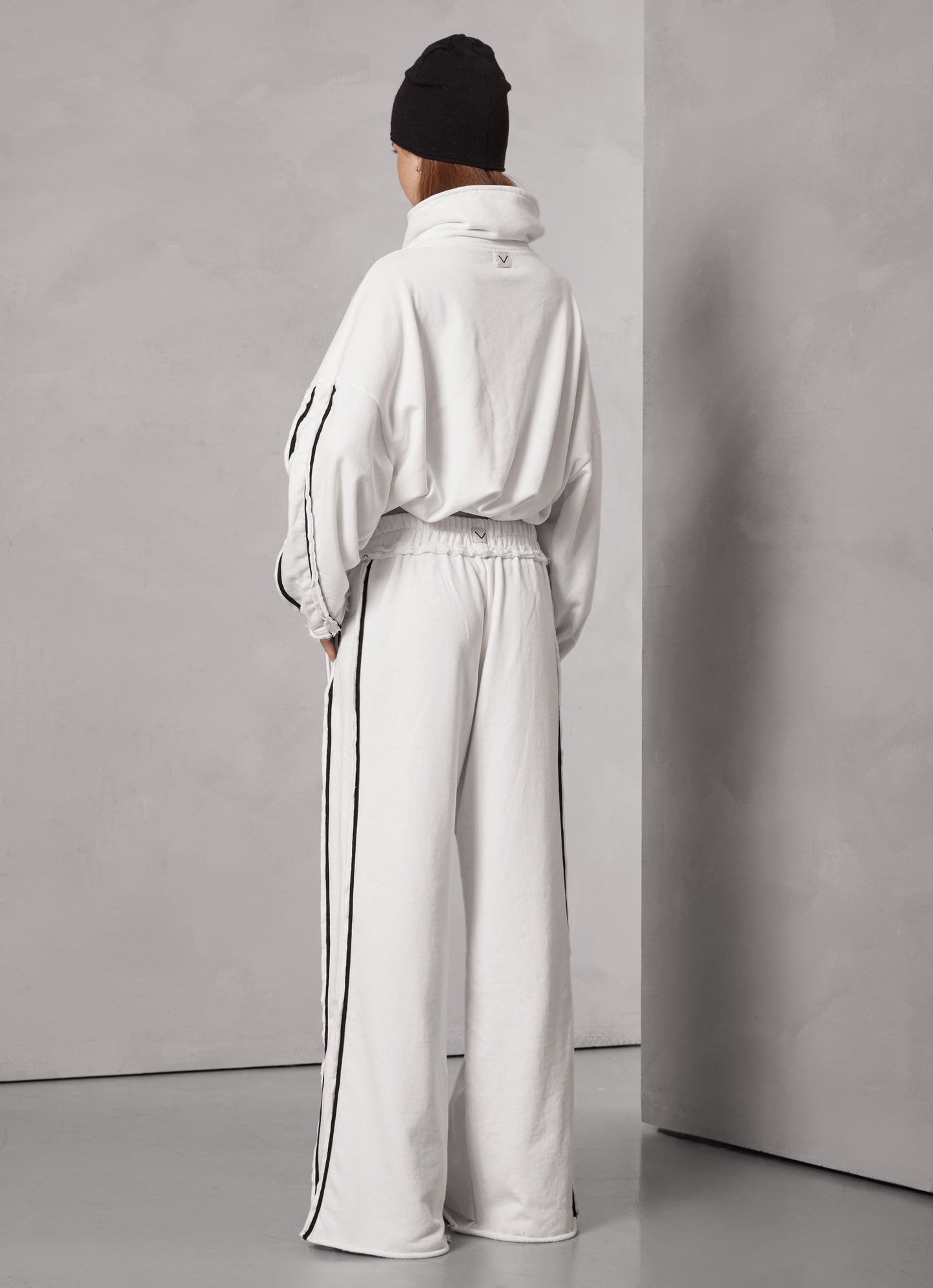 MILEY High Neck Sweater
